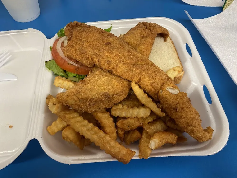 Fish Sandwich w Fries and Drink